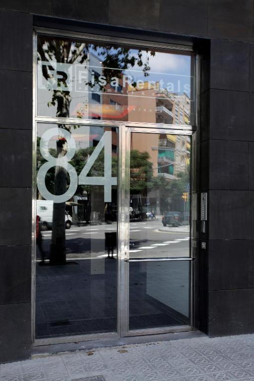 Fisa Rentals Les Corts Apartments Barcelona Exterior photo